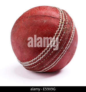 Alt, abgenutzt, rotem Leder Cricketball Stockfoto