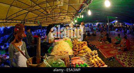 Phnom Penh Nachtmarkt, Sisowath Quay, Phnom Penh, Kambodscha. Stockfoto