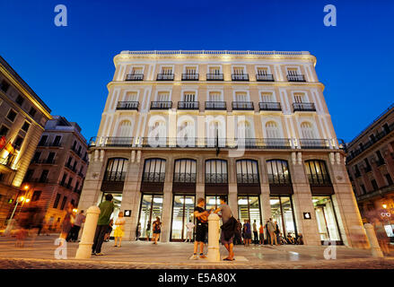 Neue Apple Store an der Puerta del Sol Madrid. Spanien Stockfoto