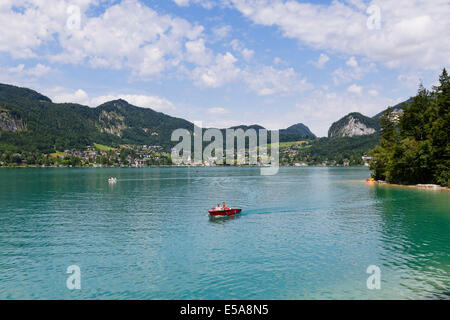 Wolfgangsee-See und Sankt Gilgen, Blick vom Hochzeitskreuz, Salzkammergut, Salzburger Land, Österreich Stockfoto