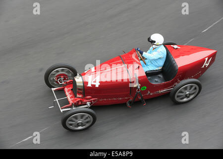 Bugatti 35, Rennwagen Baujahr 1926, Fahrer Robert Newall, 9. Grand Prix Historique Monaco Fürstentum Monaco Stockfoto