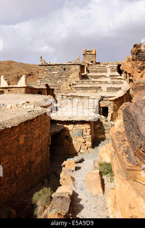 Amtoudi Getreidespeicher, Innenräume, Bee Hives, Scenic Canyonwänden, Oase Museum, Keramik und Getreidespeicher Talblick, Dorf, Südmarokko Stockfoto