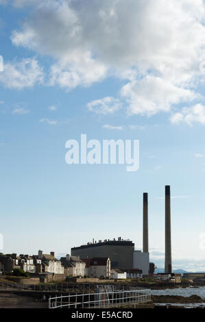 Auf der Suche von Port Seton Richtung Cockenzie Power Station, East Lothian Stockfoto