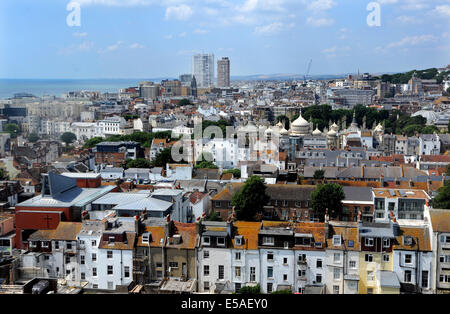 Blick über die Skyline der Stadt Brighton mit dem Royal Pavillon sichtbar in der Mitte der Schuss UK Stockfoto