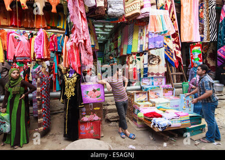 Basar-Szene islamisches Kairo, Ägypten Stockfoto