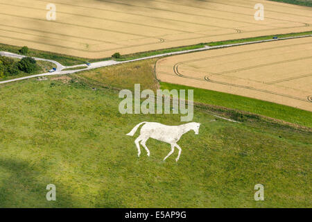 Luftaufnahme des neuen Devizes White Horse, Devizes, Wiltshire, UK. JMH6190 Stockfoto
