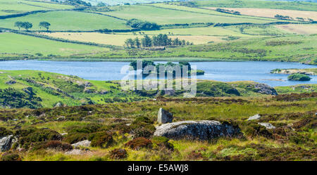 Lough Na Crannagh gesehen von The Grey Man Weg Fair Head Co Antrim Northern Ireland Stockfoto