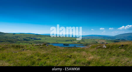 Lough Na Crannagh gesehen von The Grey Man Weg Fair Head Co Antrim Northern Ireland Stockfoto