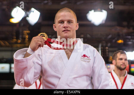 Glasgow, Schottland. 25. Juli 2014. Commonwealth-Spiele 2014. Judo uk 81 Kilo Commonwealth Champion Owen Livesey (ENG). Bildnachweis: Aktion Plus Sport/Alamy Live-Nachrichten Stockfoto