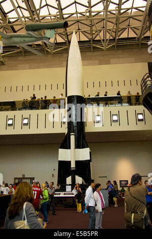 Deutsche V2-Rakete. Erste erfolgreiche Lancierung von Peenemünde, Oktober 1942. National Air and Space Museum, Washington DC. Stockfoto