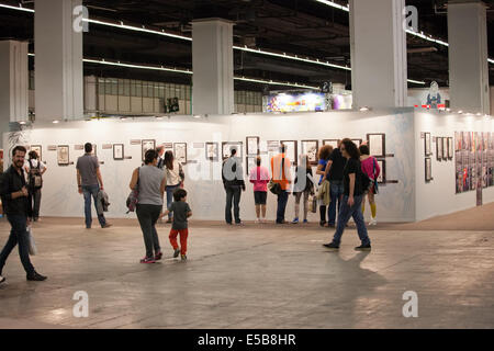 Am 17. Mai 2014 besuchen die Menschen die Internationale Comic-Messe in Barcelona, Katalonien, Spanien. Stockfoto