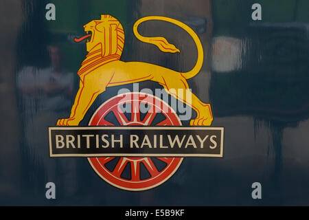 British Railways Logo auf Seite der Dampfmaschine Stockfoto