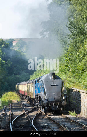 LNER Klasse A4 Lok "Sir Nigel Gresley", betrieben von der North Yorkshire Moors Railway, am Bahnhof Goathland Stockfoto