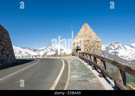 Die Fuscher Toerl Turm an der Großglockner Hochalpenstraße Stockfoto