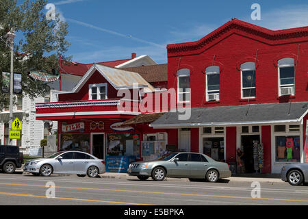 Main Street (Highway 395) in Bridgeport Mono County in Kalifornien. Früher bekannt als große Wiesen. Bekannt für seine Forellen-streams Stockfoto