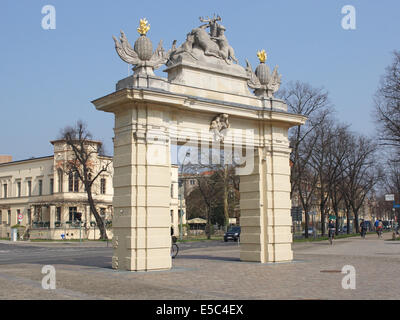 POTSDAM, Deutschland - 29. März 2014: Tor zu der historischen Stadt Potsdam am 29. März 2014 in Deutschland, Europa Stockfoto