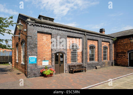 Power-Halle am National Waterways Museum in Ellesmere Port, Cheshire, England, Vereinigtes Königreich, Großbritannien Stockfoto