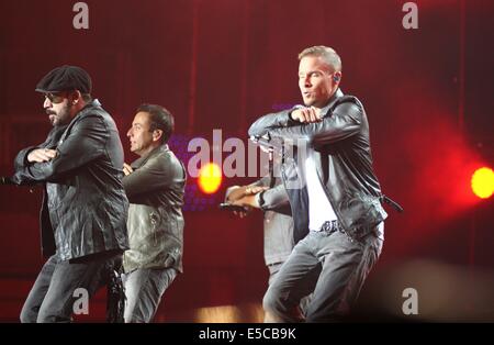 Danzig, Polen 27. Juli 2014 Backstreet Boys Gruppe führt live auf der Bühne in der Sporthalle der ERGO Arena in Danzig. Bildnachweis: Michal Fludra/Alamy Live-Nachrichten Stockfoto