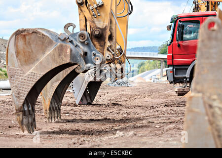 Baumaschinen Neu Autobahn in Deutschland Stockfoto