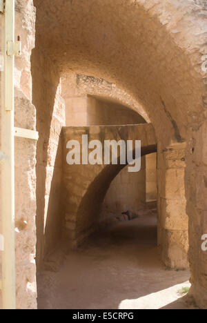 Überreste eines römischen Amphitheaters, der 3. größte verbleibende heute (nach Rom und Capua, beide in Italien) El Djem, Tunesien Stockfoto