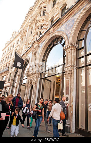 Londons berühmte einkaufen legen Regent Street, UK Stockfoto