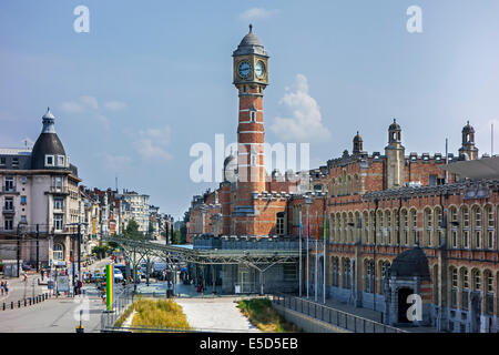 Eingang des Gent-Sint-Pieters / Sankt Peter Bahn Bahnhof in Gent, Ost-Flandern, Belgien Stockfoto