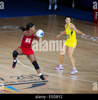 SECC, Glasgow, Schottland, Großbritannien. 28. Juli 2014. Commonwealth Games Tag 5.  Korbball vorläufige Runde Gruppe B Australien gegen Trinidad und Tobago.  Australien gewinnt 69 Tore, 34. Bildnachweis: ALAN OLIVER/Alamy Live-Nachrichten Stockfoto