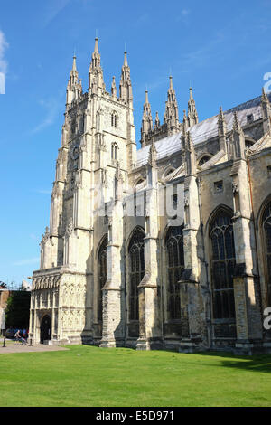 Außenseite der Canterbury Kathedrale, England, Vereinigtes Königreich Stockfoto