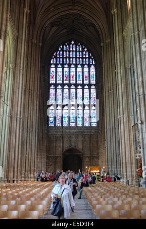 Besucher in den herrlichen Canterbury Kathedrale, England, UK Stockfoto