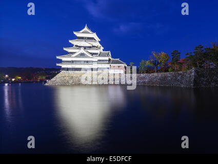 Asien, Japan, Honshu, Präfektur Nagano, Matsumoto, Matsumoto Schloss, (The Crow) erbaut im Jahre 1594 Stockfoto