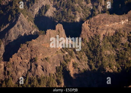 Blick von La Cumbrecita, über die Andscape im Inneren des Kraters, Caldera de Taburiente National Park, La Palma, Kanarische Inseln, S Stockfoto