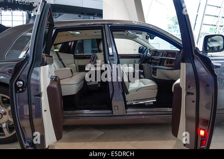 Rolls Royce Phantom in der BMW Welt in München, Bayern, Deutschland, Europa Stockfoto