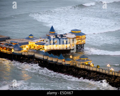 Rosa Nautica Restaurant am Pier in Viertel Miraflores - Lima, Peru Stockfoto