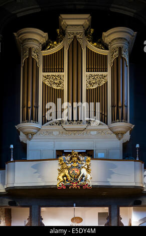 Die Orgelpfeifen von All Hallows von der Kirche Turm vorher auch St. Maria gewidmet die Jungfrau Stockfoto