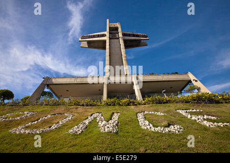 100-Fuß hohen kreuzförmigen Aussichtsturm genannt El Vigia Cross Vigia Hügel 21. Februar 2009 in Ponce, Puerto Rico. Stockfoto