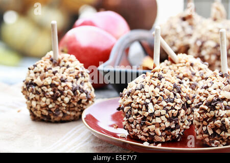 Chocolate Chip bedeckt Liebesäpfel Stockfoto