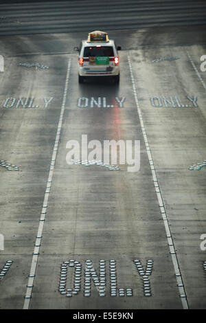 Die Kristalle, Kristalle im Einkaufszentrum City-Center und Unterhaltung befindet sich auf dem Las Vegasstreifen in Paradies, Nevada, USA Stockfoto