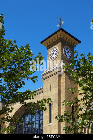 Kings Cross Station, Detail der Vorderansicht. Stockfoto