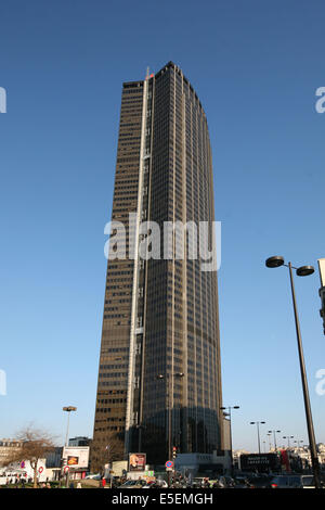 Tour Montparnasse À Paris Stockfoto