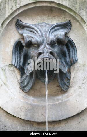 Frankreich, paris 7e, fontaine de Mars, rue Saint dominique, Detail Animal Fantastique, Stockfoto