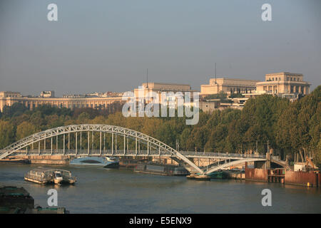 Frankreich, paris 16e, palais de chaillot vu depuis le pont de l'alma passerelle debilly, la seine, Stockfoto