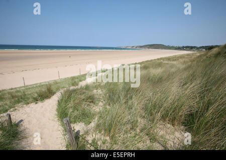 Frankreich, Bretagne, cotes d'Armour, cote d'emeraude, sables d'Or les Pins, la plage, et les Dünen, Stockfoto