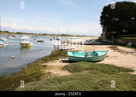 Frankreich, Bretagne, Finistere sud, pays bigouden, lesconil, plage, petits bateaux, Stockfoto