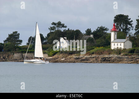 Frankreich, Bretagne, finistere Sud, cornouaille, sainte Marine, phare, Face a benodet, l'odet, bateaux, voiliers, Stockfoto