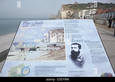 Frankreich, Haute Normandie, Seine maritim, bezahlt des hautes falaises, etretat, Plage, Galets, falaise d'amont, Barques, Caiques, bateaux, Kanots, Italaire impressionniste, claude monet, Stockfoto