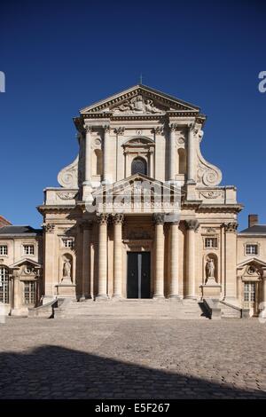 Frankreich, ile de france, pariser 5e-Viertel, eglise notre dame du val de Grace, Place alphonse laveran, rue Saint jacques, fadenure sur cour, frontons, Stockfoto