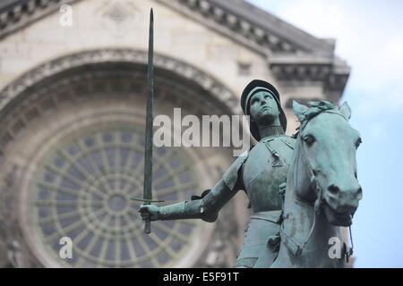 Frankreich, ile de france, paris, 8e-Bezirk, Place Saint augustin, eglise Saint augustin, Statue de jeanne d'Arc Datum: 2011-2012 Stockfoto