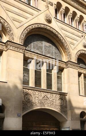 Frankreich, ile de france, paris 9e, 25 rue blanche, fade de l'eglise Evangelique allemande, Detail BAS Reliefdatum: 2011-2012 Stockfoto