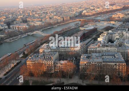 Frankreich, ile de france, paris 7e, Tour eiffel, vue depuis le 2e etage, passerelle debilly, Seine, concorde, Stockfoto