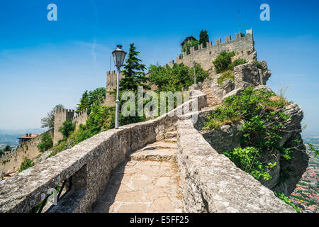 San Marino-Burg. Sommer Zeit. Sonnigen Tag Stockfoto